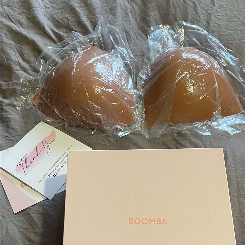 Boomba invisible adhesive Boob lift inserts